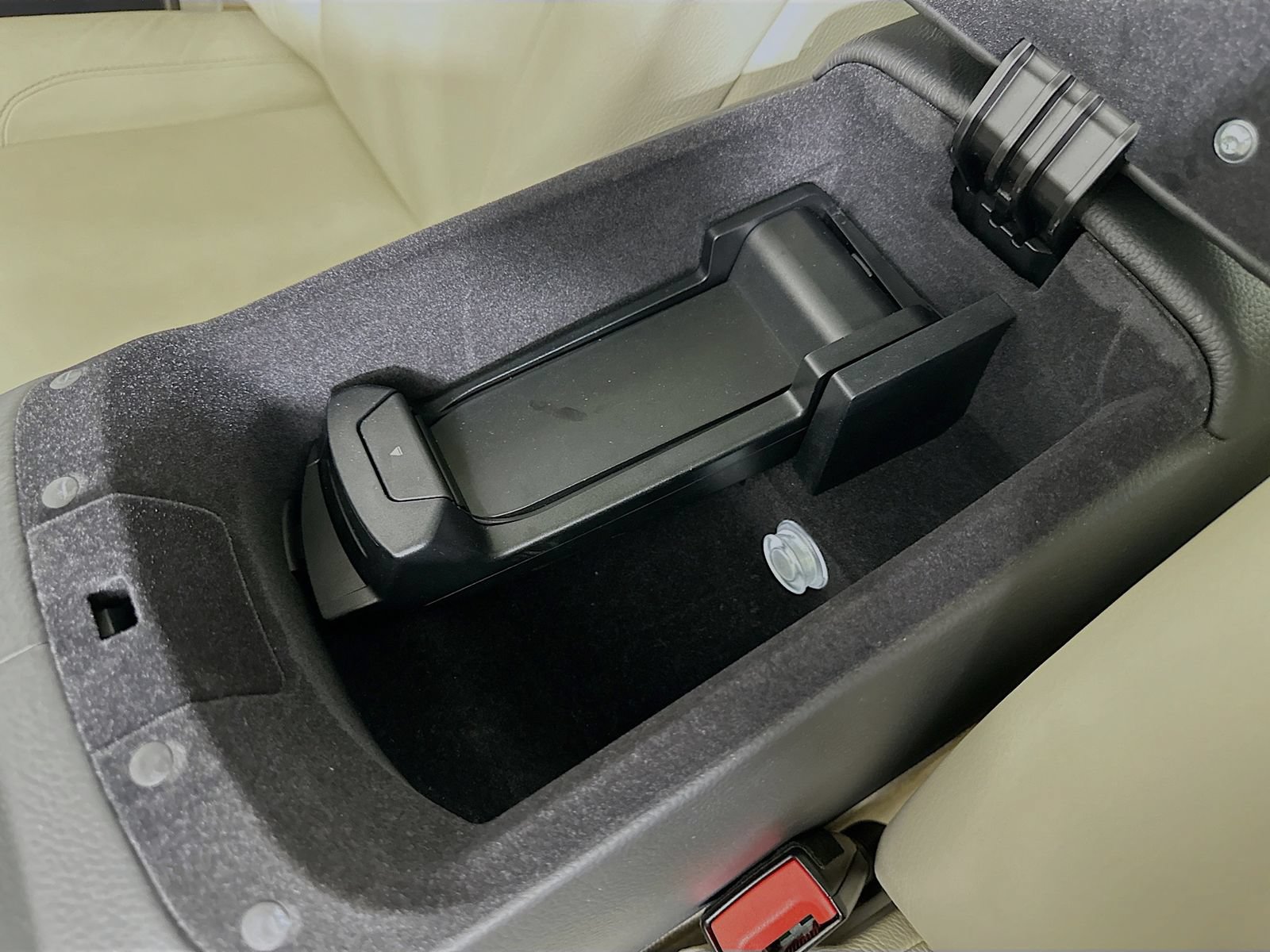 Used 2010 Rolls-Royce Ghost RWD image 30