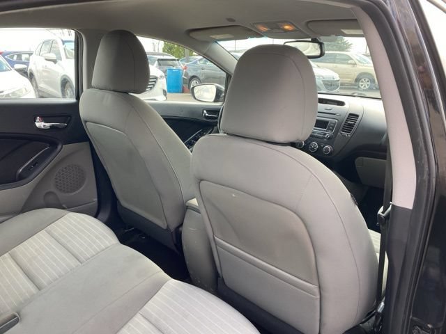 Used 2015 Kia Forte EX FWD image 19