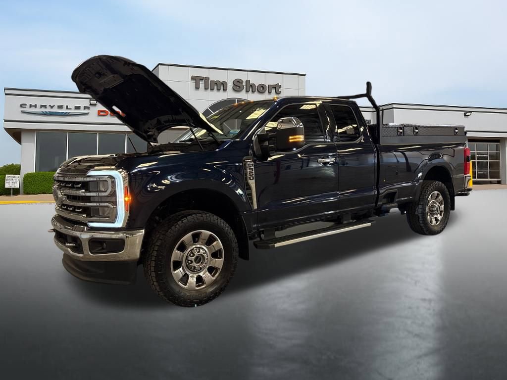 Used 2024 Ford F350 Lariat w/ Chrome Package image 20