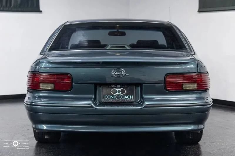 Used 1995 Chevrolet Impala SS RWD image 27