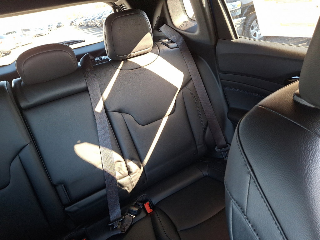 New 2026 Jeep Compass Limited image 14