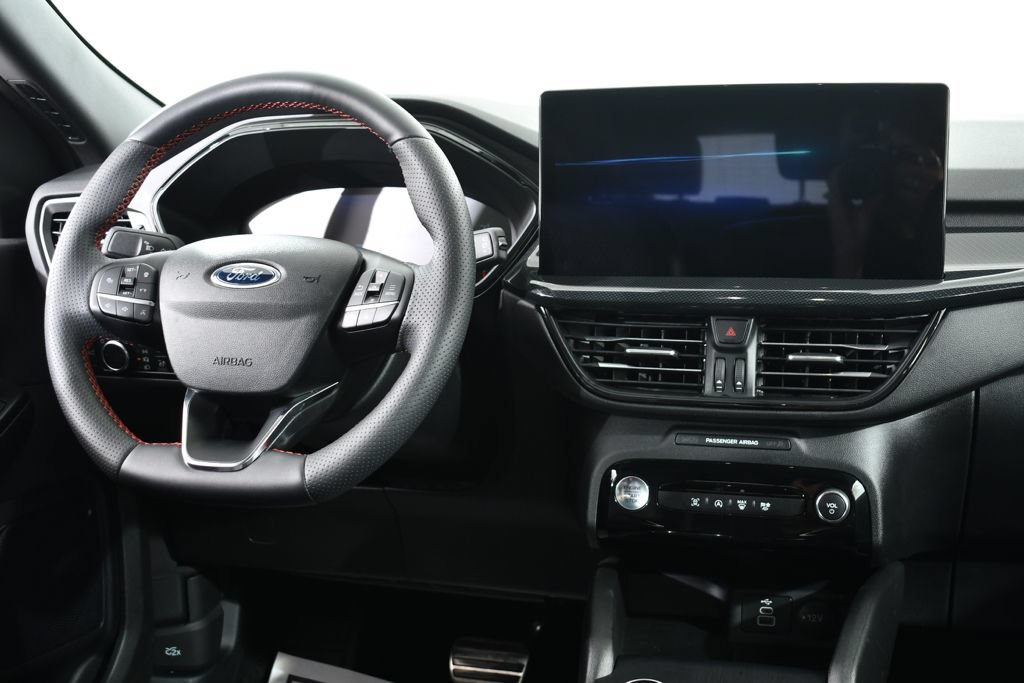 Used 2024 Ford Escape ST-Line w/ Tech Pack #1 AWD/4WD image 8