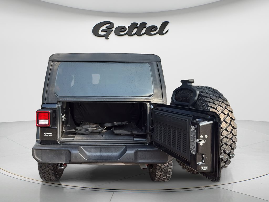 Used 2021 Jeep Wrangler Sport AWD/4WD image 9
