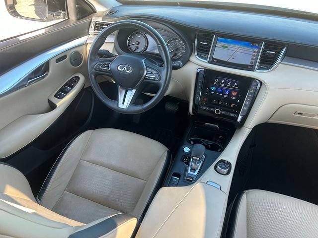 Certified 2019 INFINITI QX50 Essential w/ Premium Heat Package FWD image 16
