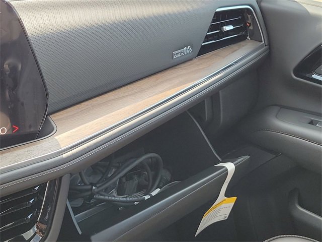 New 2026 Chevrolet Suburban High Country image 52