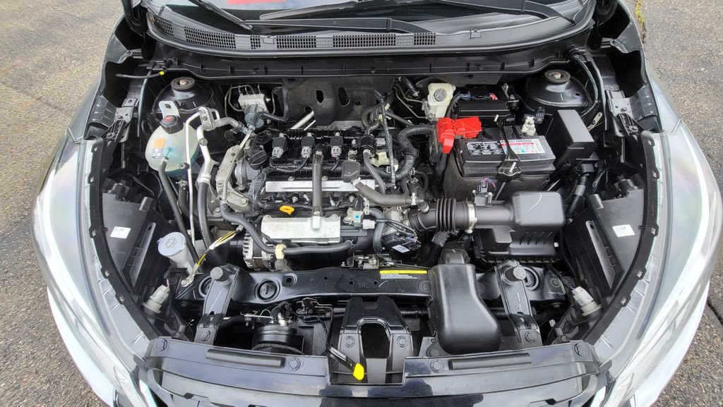 Used 2024 Nissan Kicks SV FWD image 17