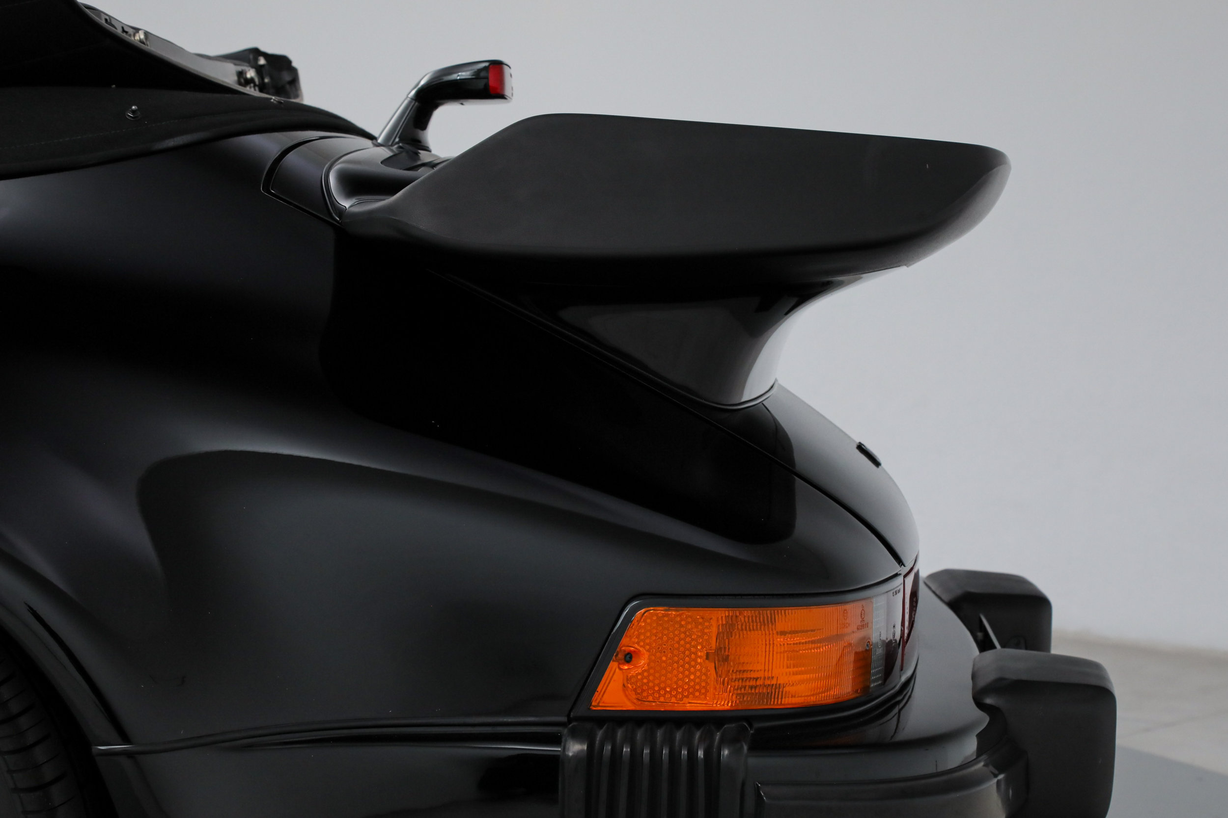Used 1989 Porsche 911 Turbo Targa RWD image 26