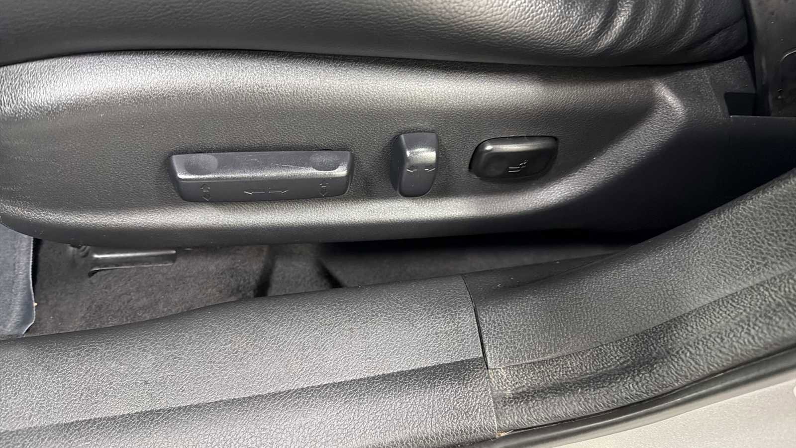 Used 2011 Honda Crosstour EX-L image 14