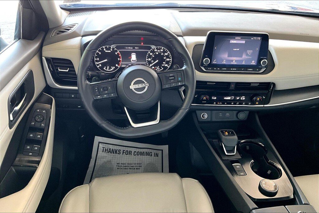 Used 2023 Nissan Rogue SV w/ SV Premium Package AWD/4WD image 7