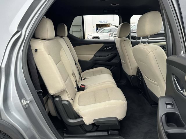 Certified 2023 Chevrolet Traverse LS FWD image 22