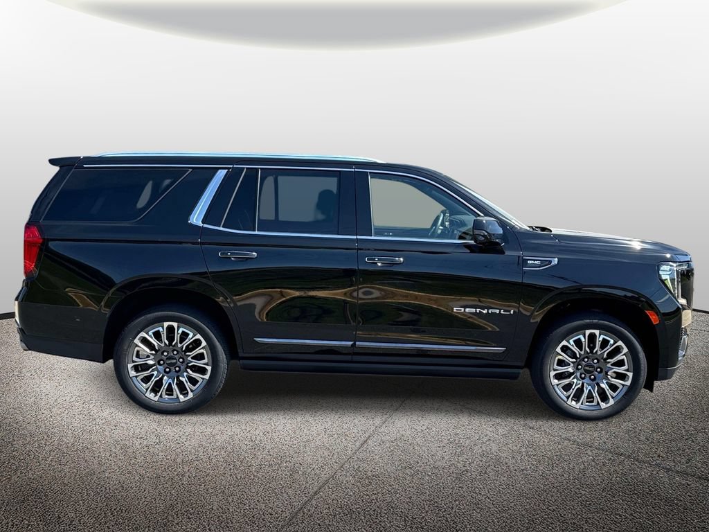 Used 2024 GMC Yukon Denali Ultimate AWD/4WD image 4