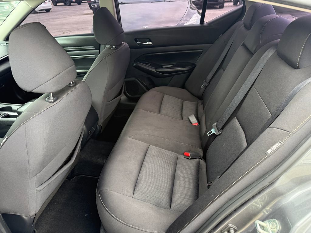 Used 2020 Nissan Altima 2.5 S FWD image 12
