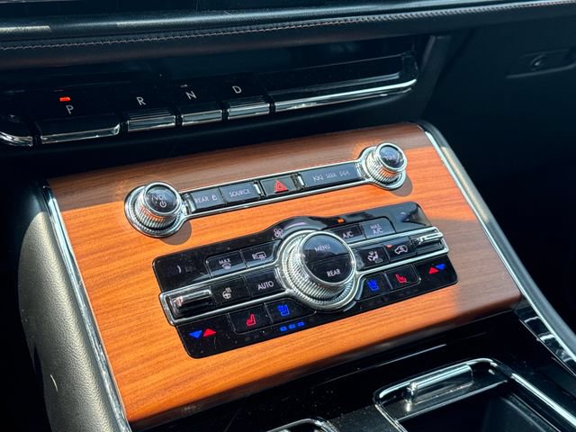 Used 2020 Lincoln Aviator Reserve w/ Equipment Group 201A AWD/4WD image 24