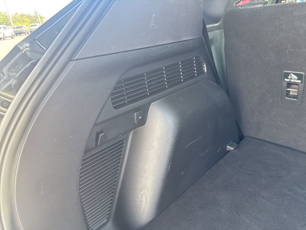 Used 2020 Ford Escape SE FWD image 49