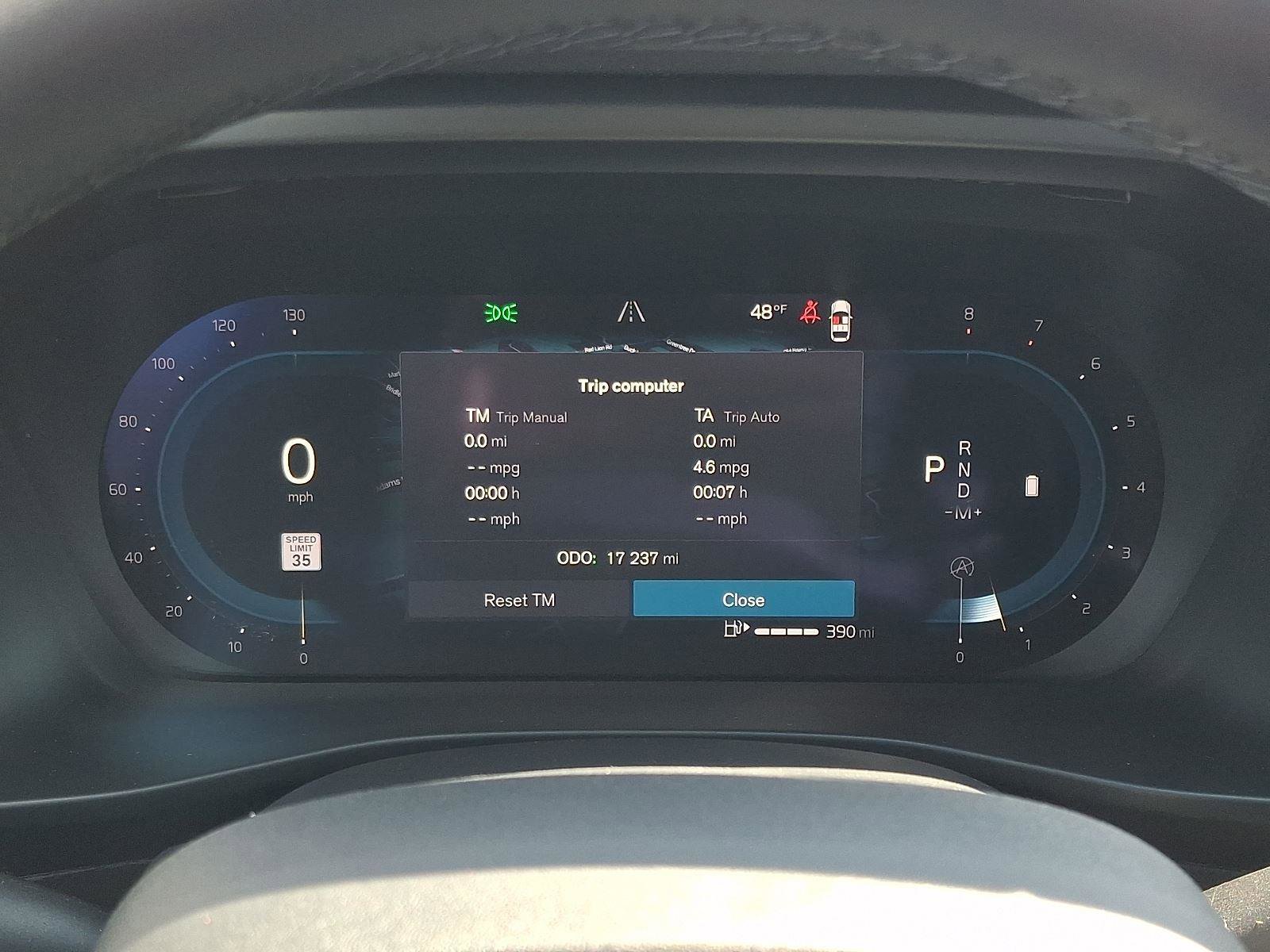 Certified 2023 Volvo XC40 B5 Core w/ Convenience Package image 21