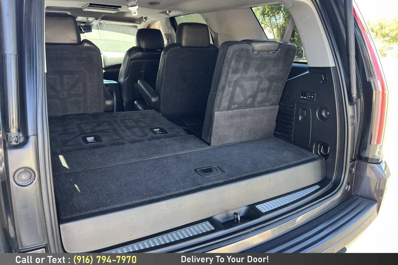 Used 2016 Cadillac Escalade Luxury AWD/4WD image 11