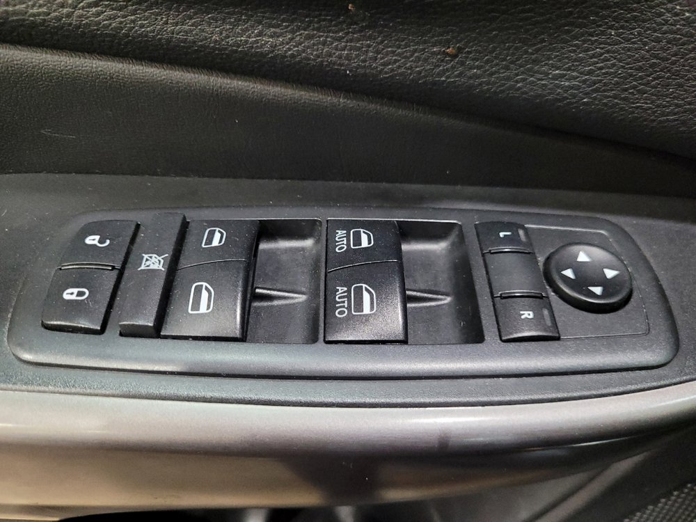 Used 2019 Jeep Cherokee Limited AWD/4WD image 27