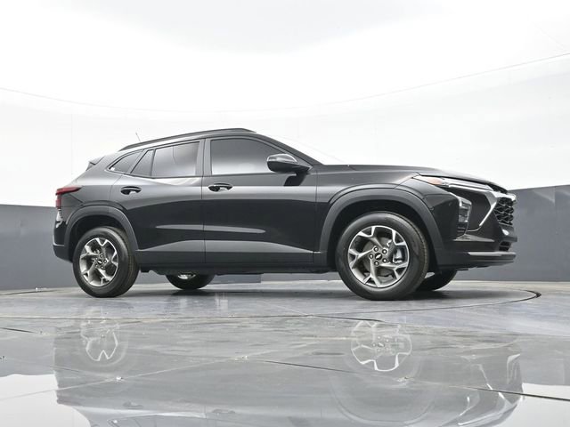 New 2026 Chevrolet Trax LT w/ Driver Confidence Package FWD image 49