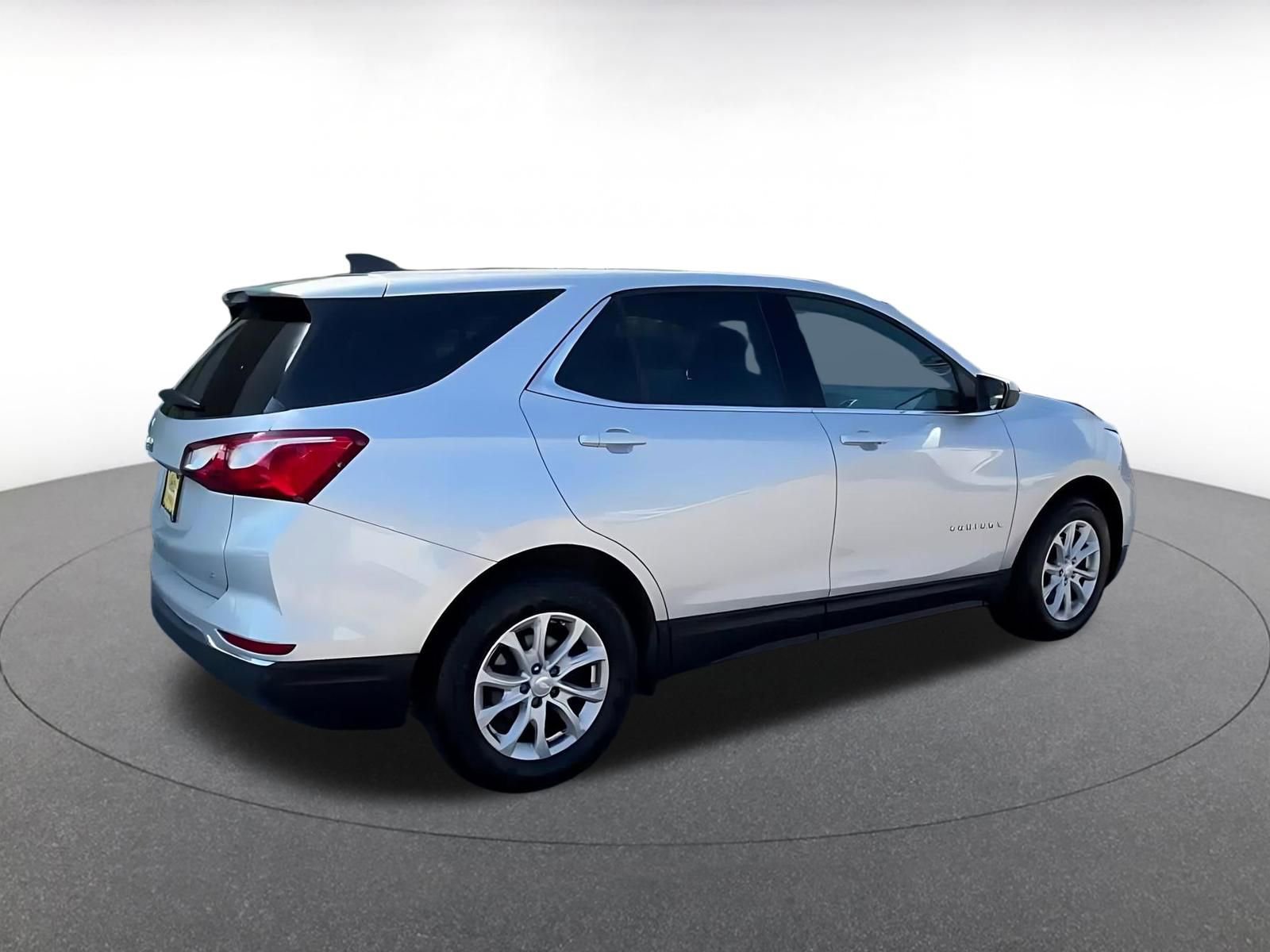 Used 2020 Chevrolet Equinox LT w/ Driver Convenience Package FWD image 14