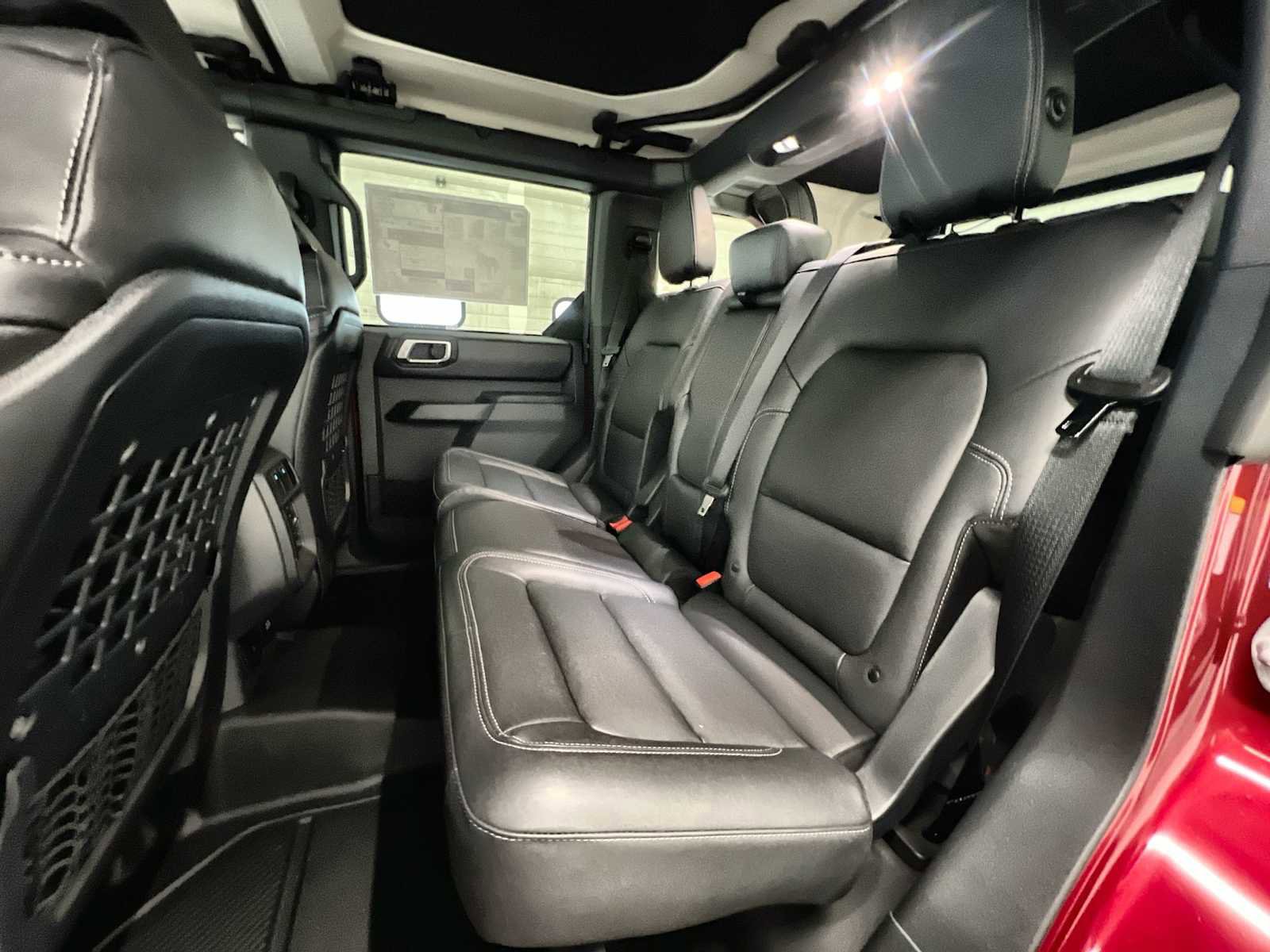 New 2025 Ford Bronco Badlands image 27