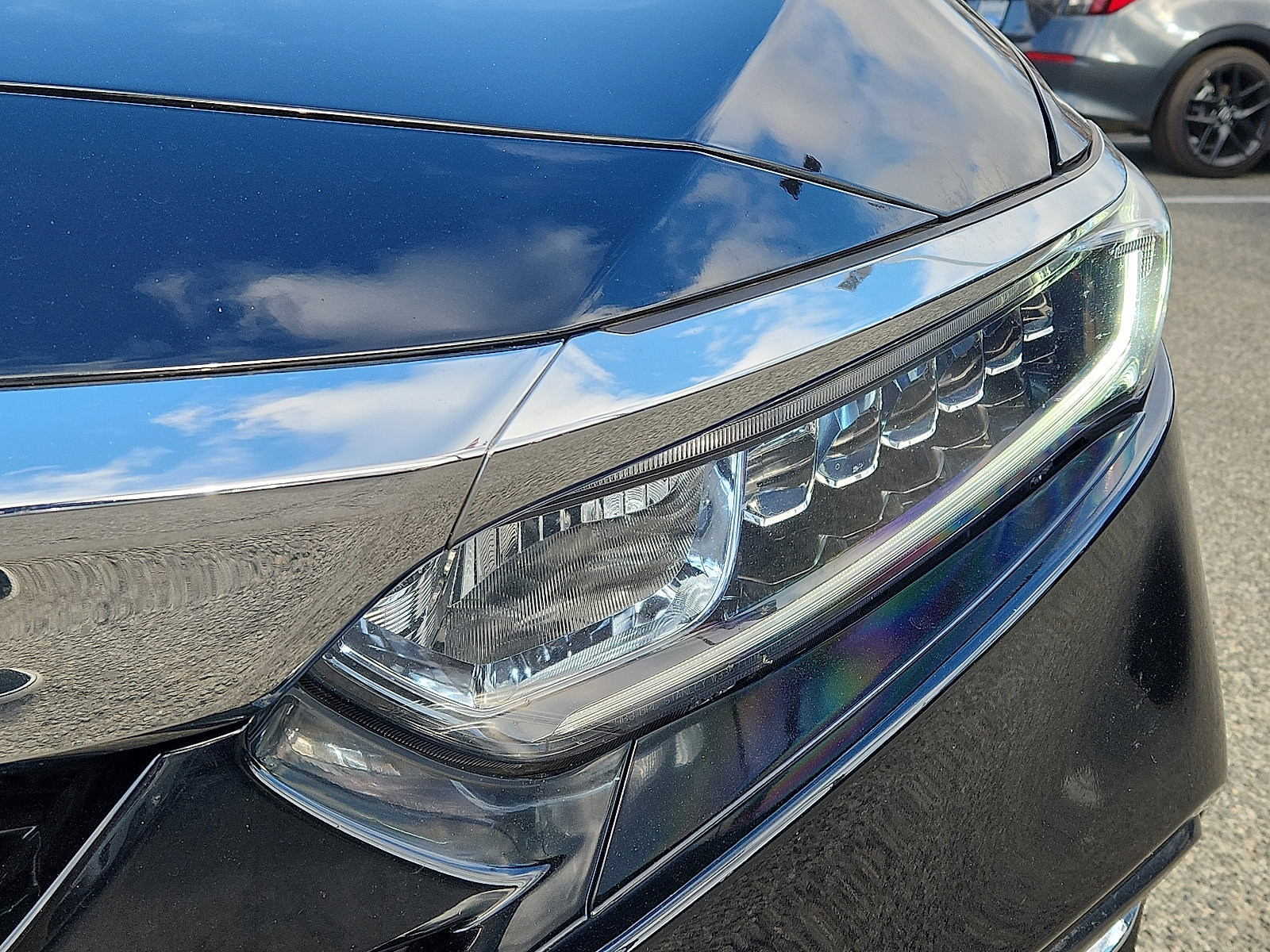 Used 2019 Honda Accord EX-L image 9