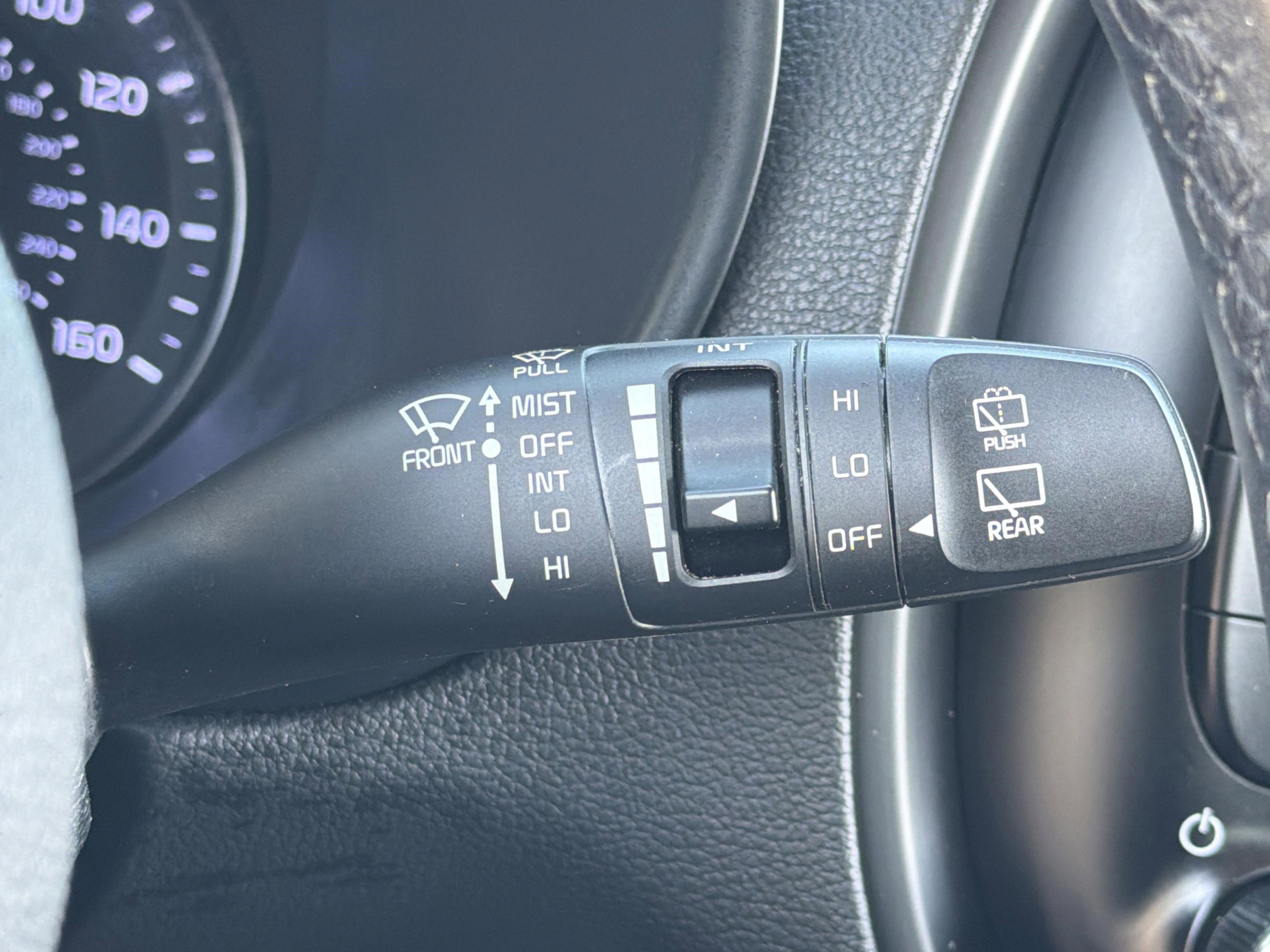 Used 2020 Kia Soul GT-Line FWD image 25