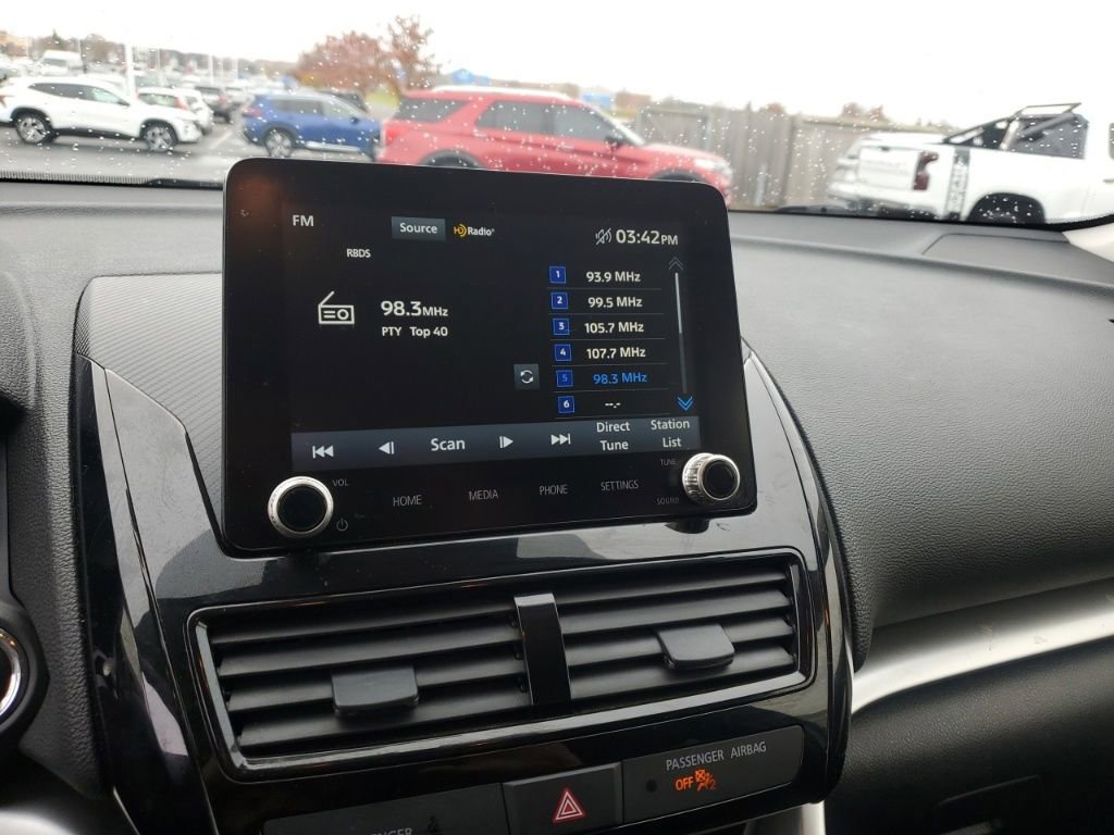 Used 2024 Mitsubishi Eclipse Cross Black Edition image 18