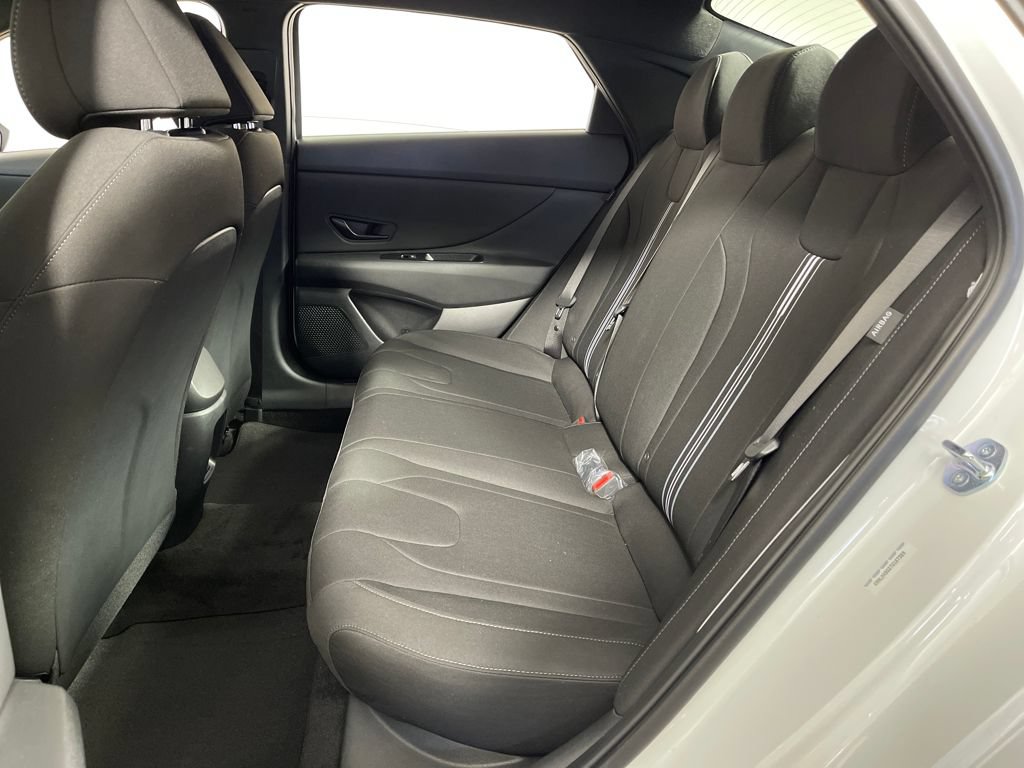 New 2026 Hyundai Elantra Sport FWD image 13
