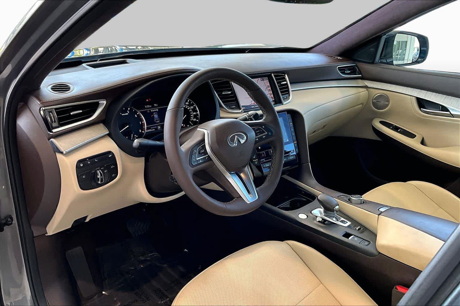 Used 2019 INFINITI QX50 Essential w/ Sensory Package FWD image 19