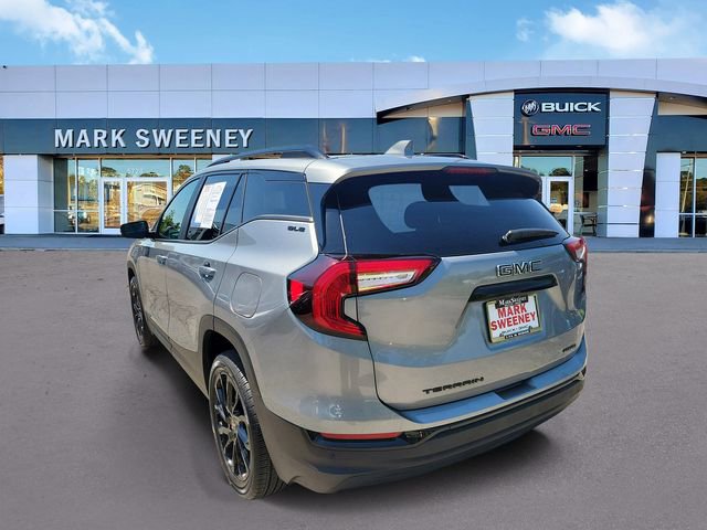 Used 2024 GMC Terrain SLE w/ Driver Convenience Package AWD/4WD image 28