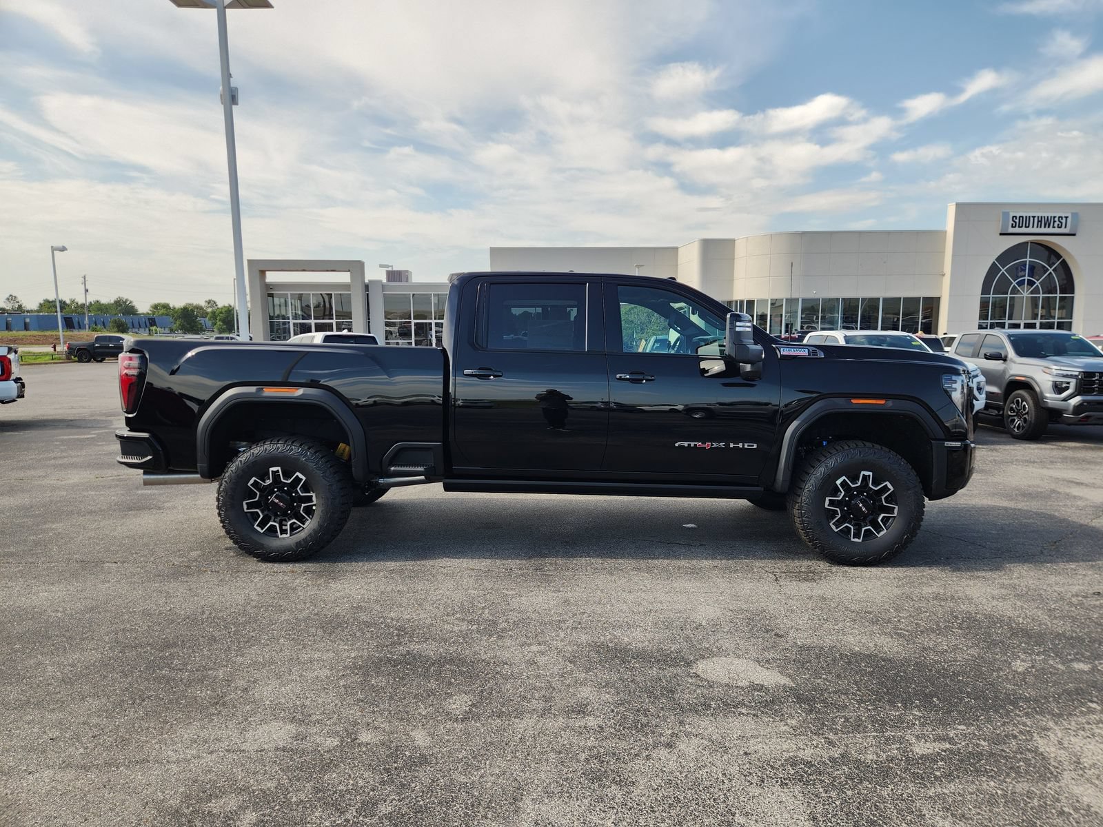 New 2026 GMC Sierra 2500 AT4X AWD/4WD image 7