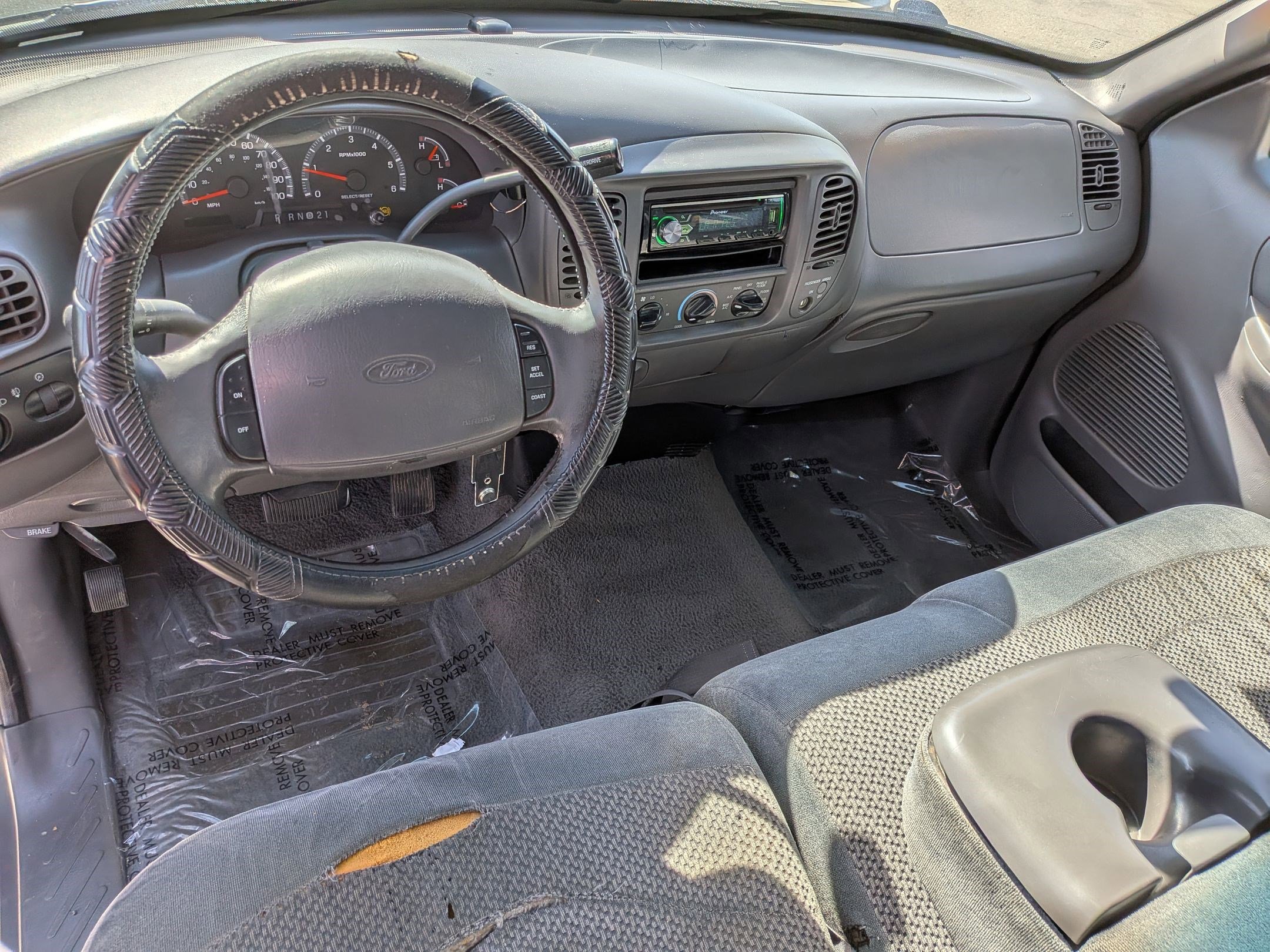 Used 2001 Ford F150 XL image 19