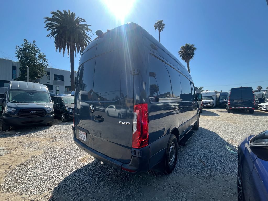 Used 2019 Mercedes-Benz Sprinter 144 image 6