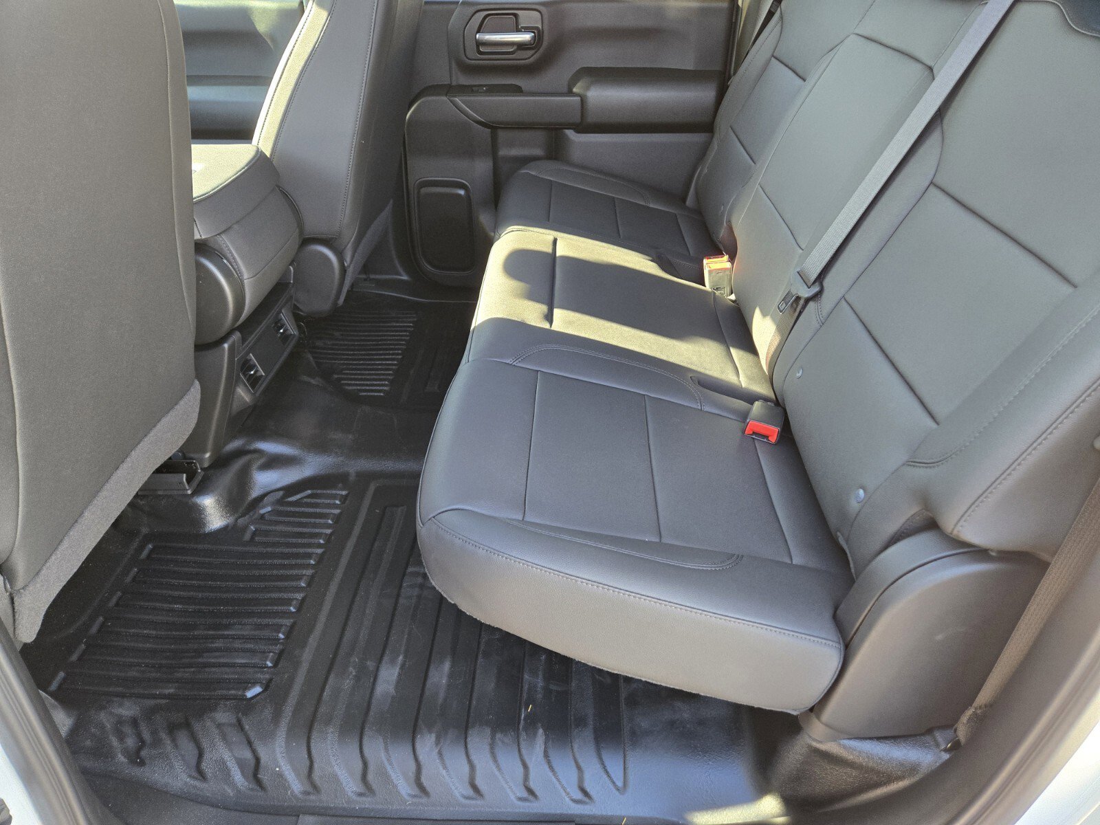 New 2024 GMC Sierra 2500 Pro w/ Convenience Package image 7