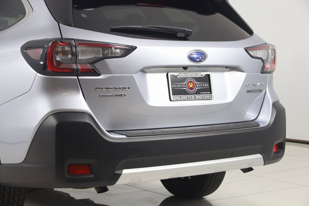 Used 2025 Subaru Outback Touring XT image 25