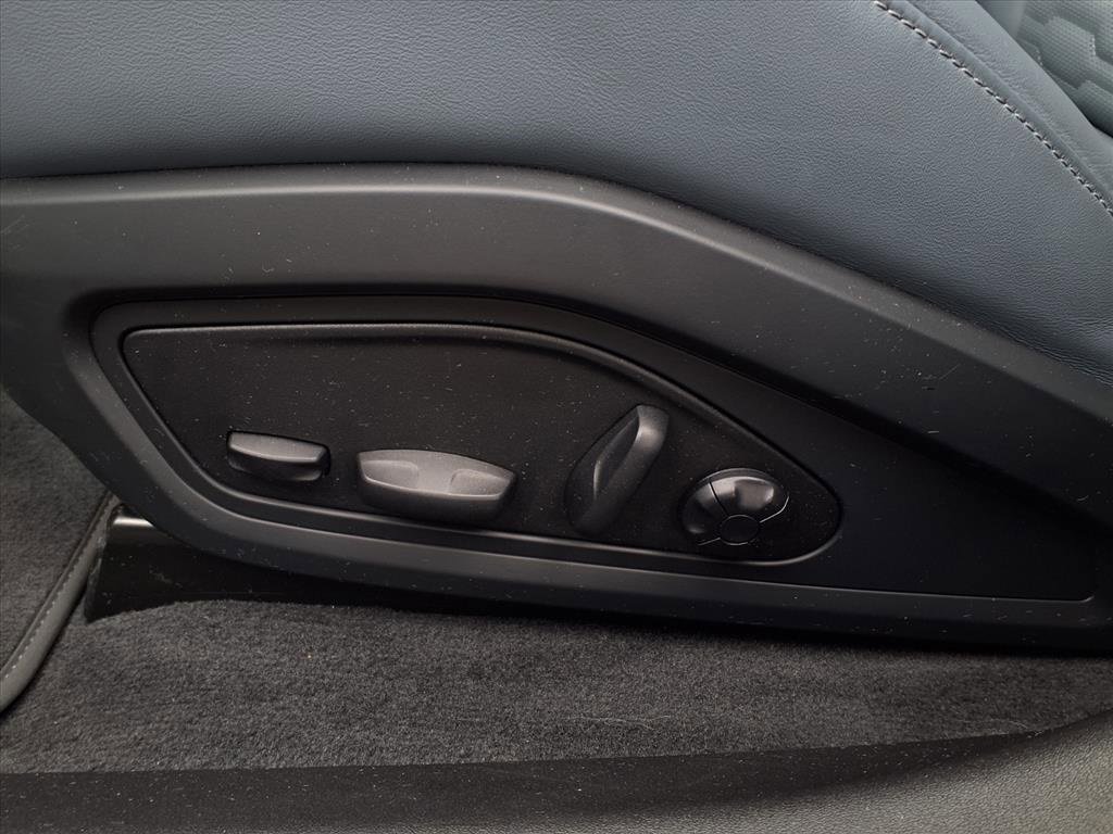 Used 2024 Audi RS e-tron GT image 11