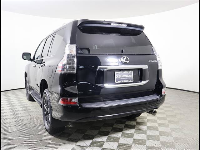 Certified 2023 Lexus GX 460 Premium AWD/4WD image 4