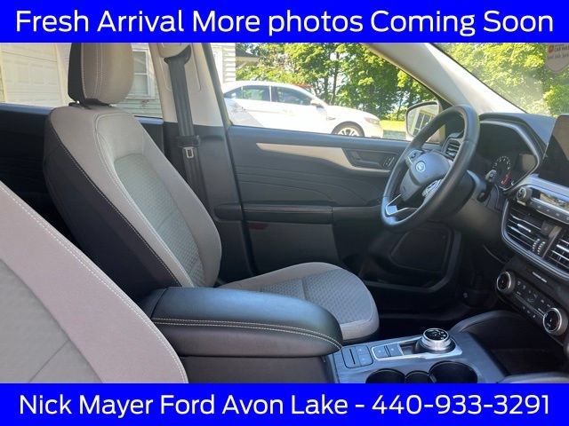 Used 2022 Ford Escape SE w/ Convenience Package FWD image 12