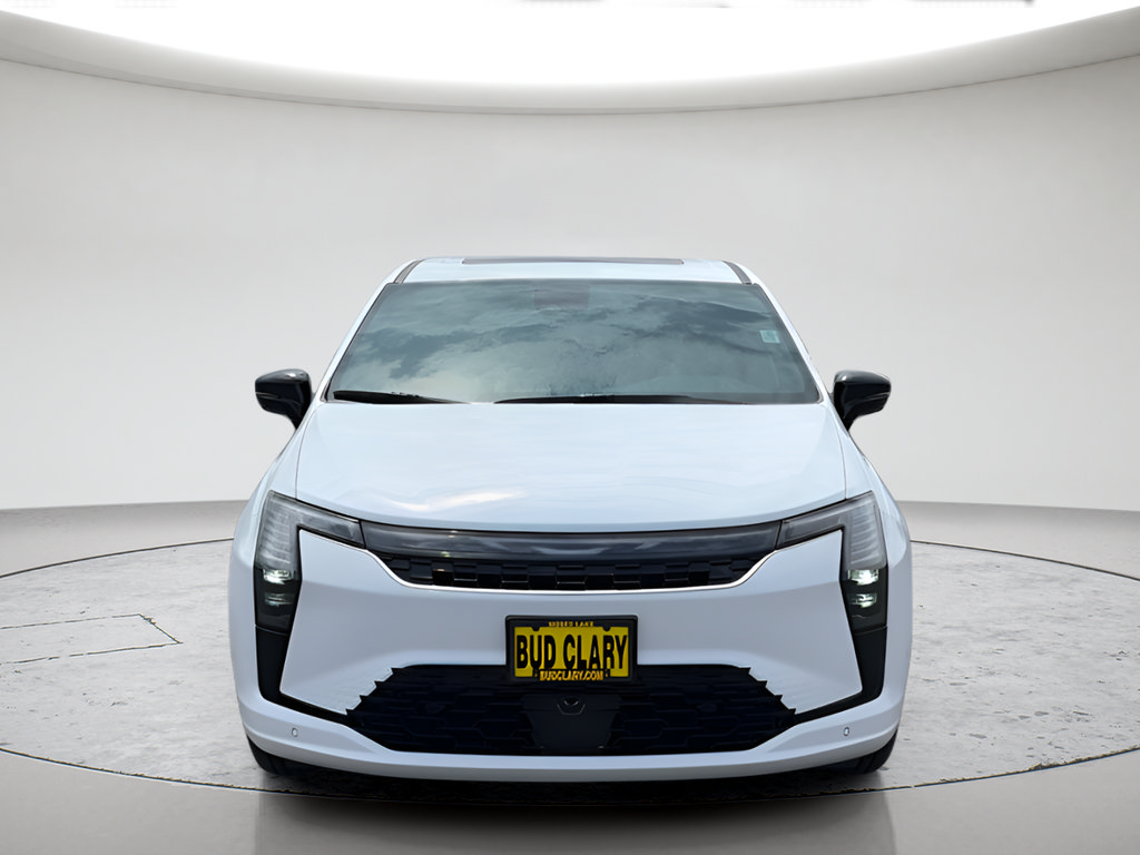 New 2027 Chrysler Pacifica Limited FWD image 8