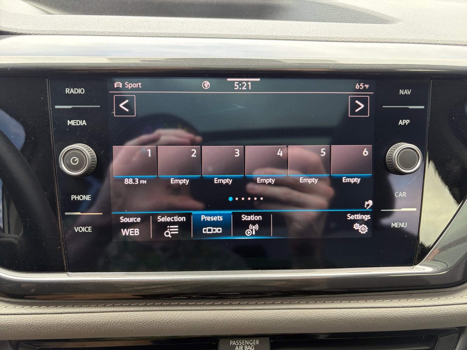 Certified 2023 Volkswagen Taos SEL AWD/4WD image 13