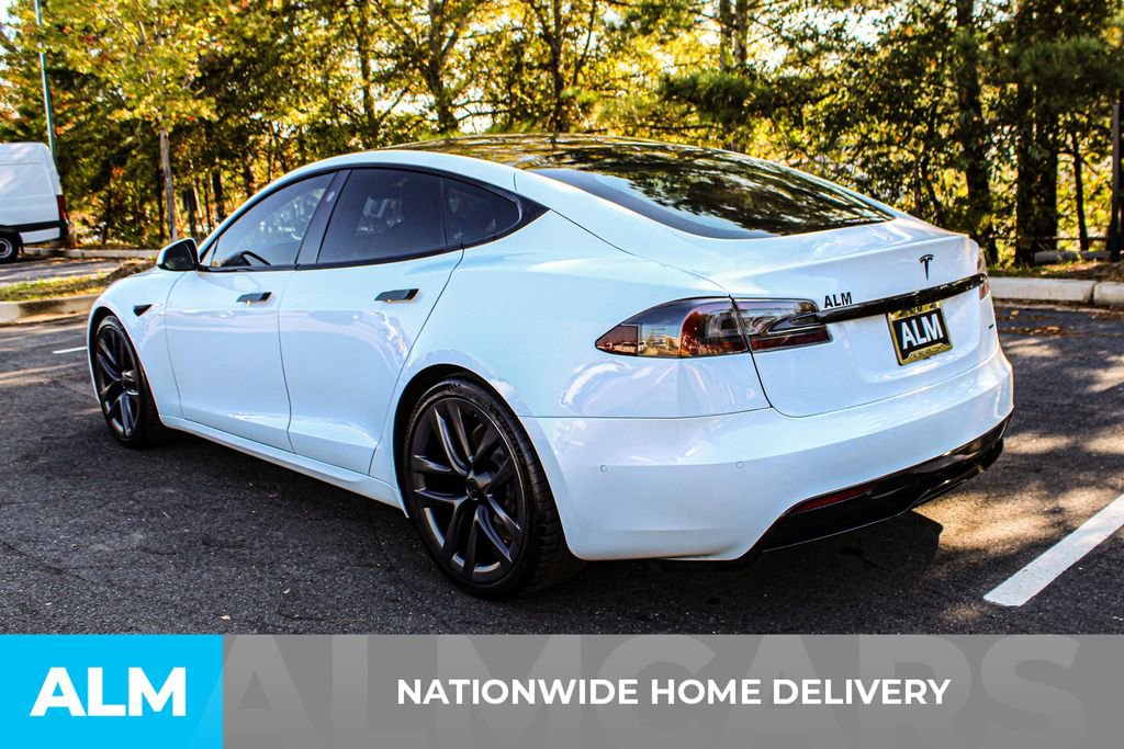 Used 2021 Tesla Model S Plaid image 4