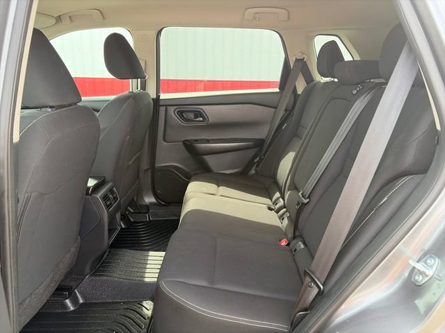 Used 2024 Nissan Rogue S AWD/4WD image 37