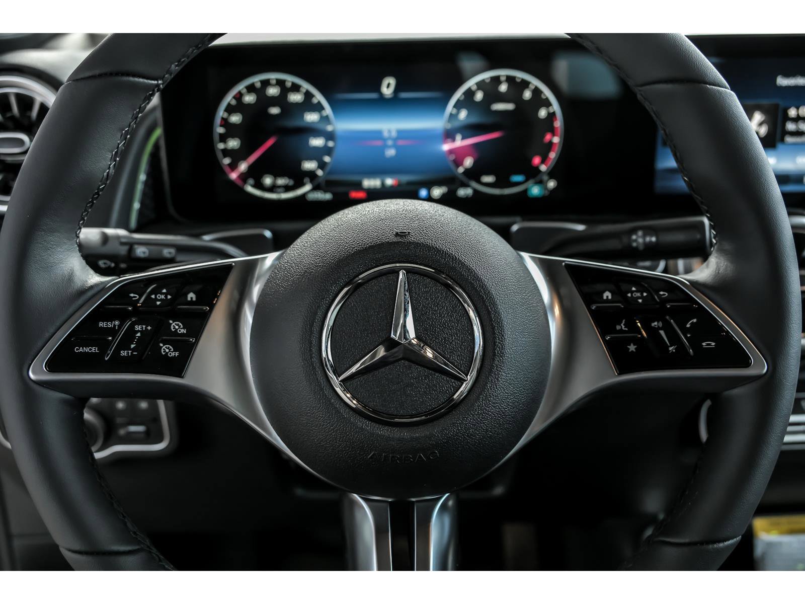 New 2026 Mercedes-Benz GLB 250 4MATIC image 12