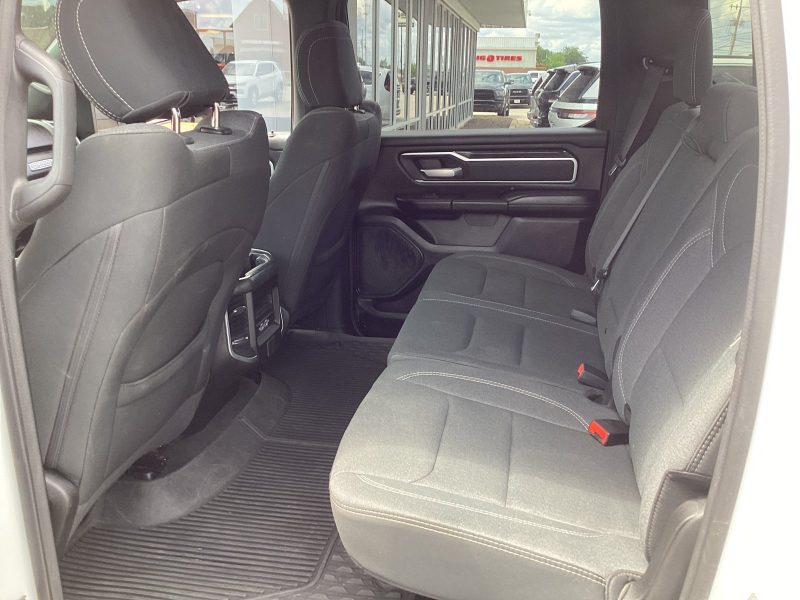 Used 2024 RAM 1500 Big Horn AWD/4WD image 10