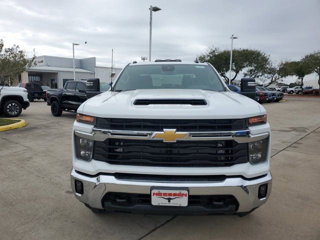 New 2026 Chevrolet Silverado 3500 LT w/ Safety Package AWD/4WD image 2