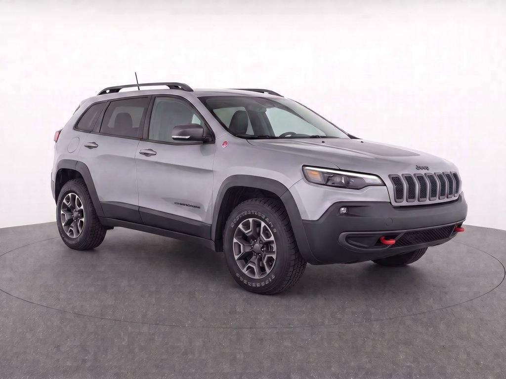 Used 2020 Jeep Cherokee Trailhawk AWD/4WD image 2