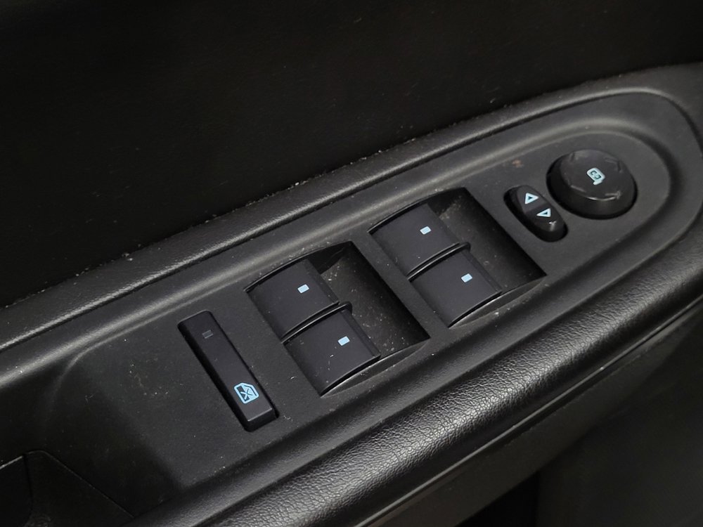 Used 2017 Chevrolet Traverse LT image 27