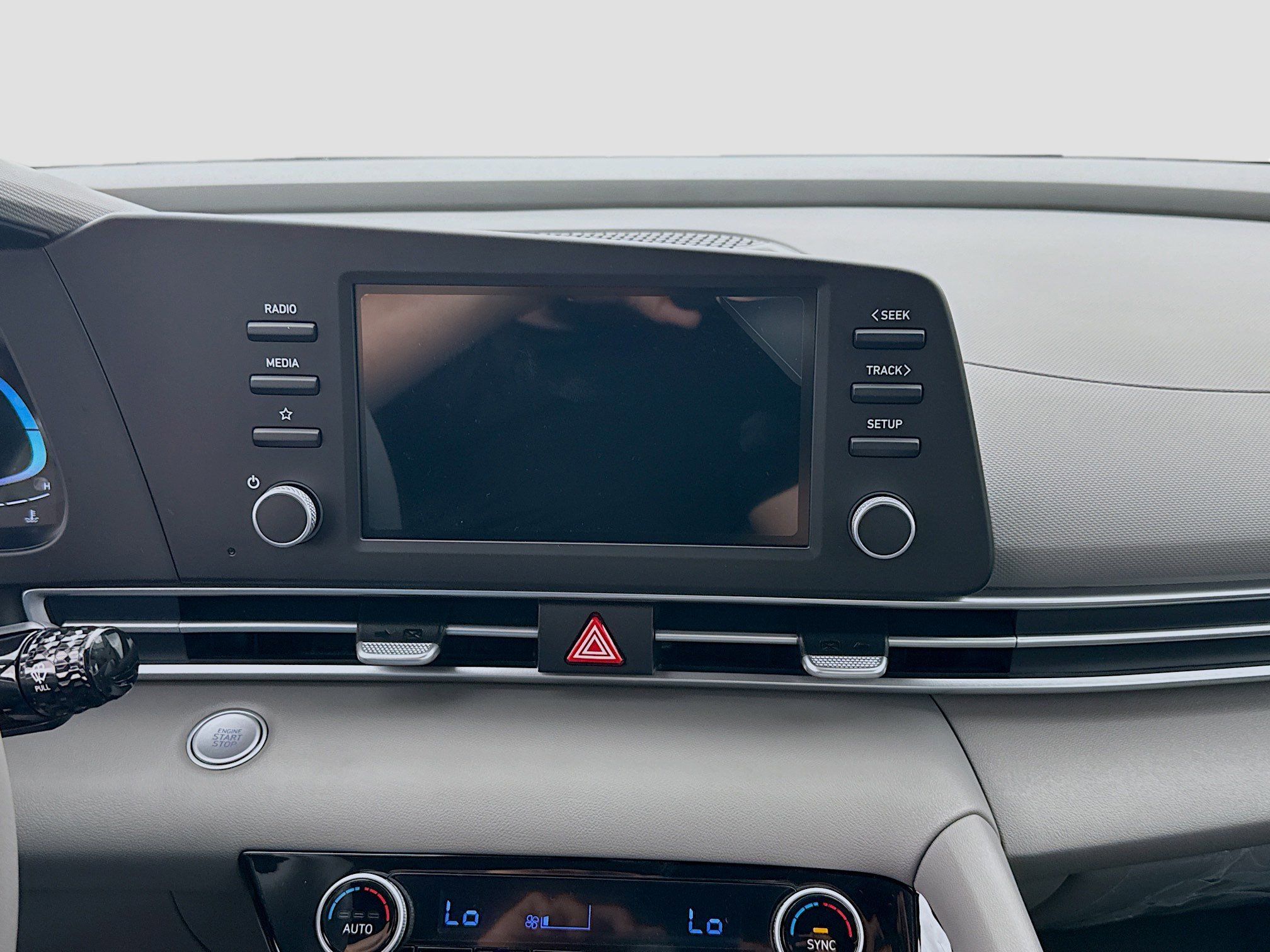 New 2026 Hyundai Elantra SEL Sport Premium FWD image 10
