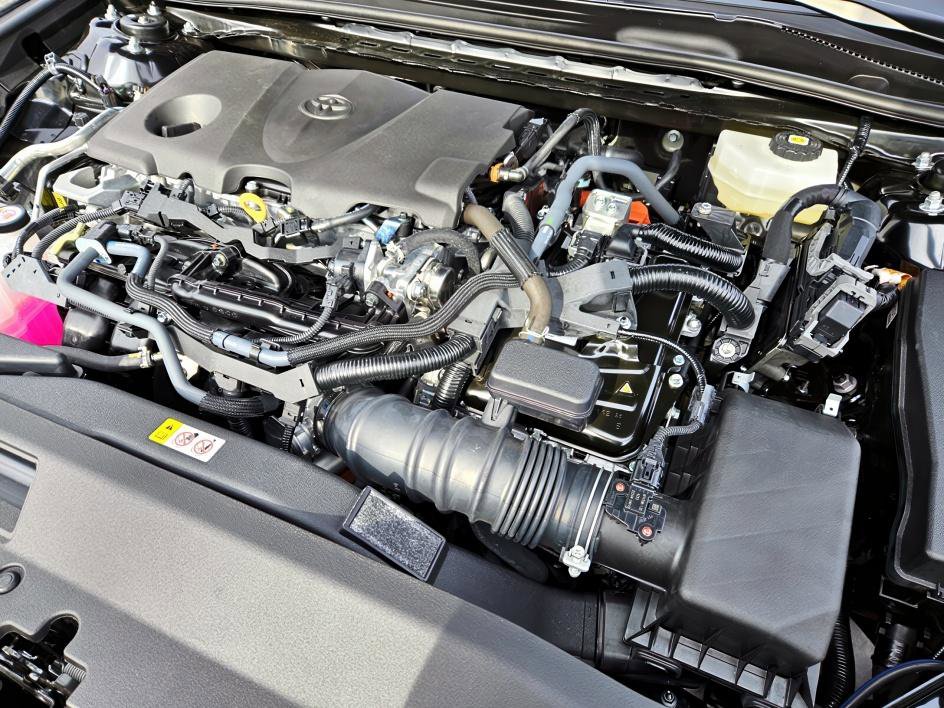 Used 2025 Toyota Camry LE image 19