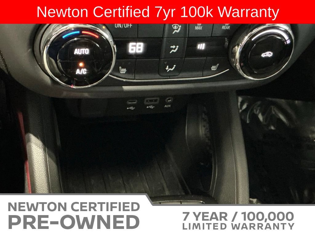 Used 2023 Chevrolet TrailBlazer RS w/ Sun and Liftgate Package FWD image 9